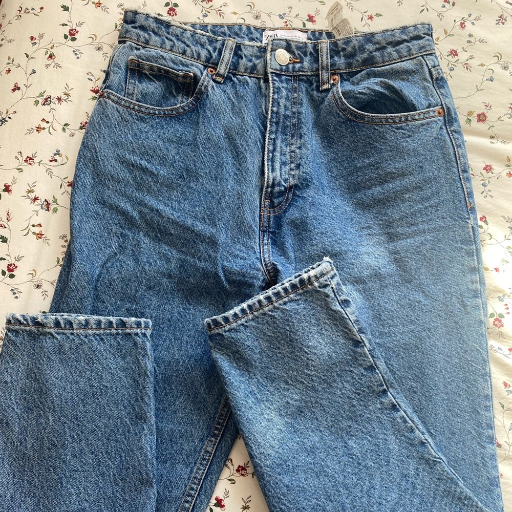 Zara Dark Wash Mom Jean